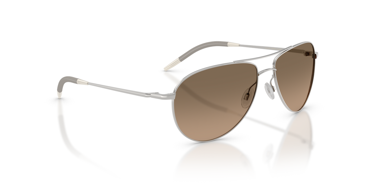 Lunettes de soleil Oliver Peoples Benedict OV1002S 5036GN - vue trois quarts plongeante