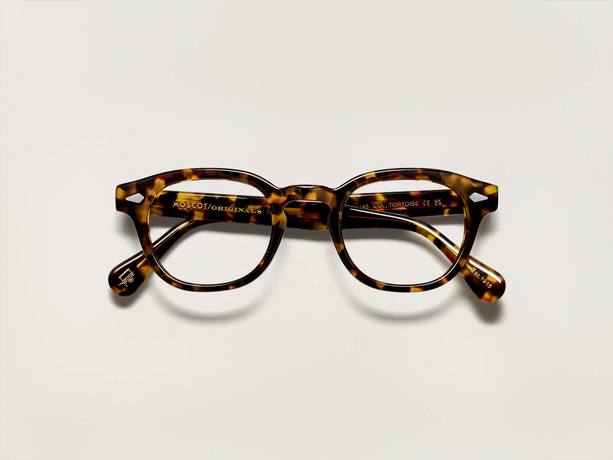 Moscot Lemtosh Tortoise (écaille) - vue pliée de face (visuel officiel)