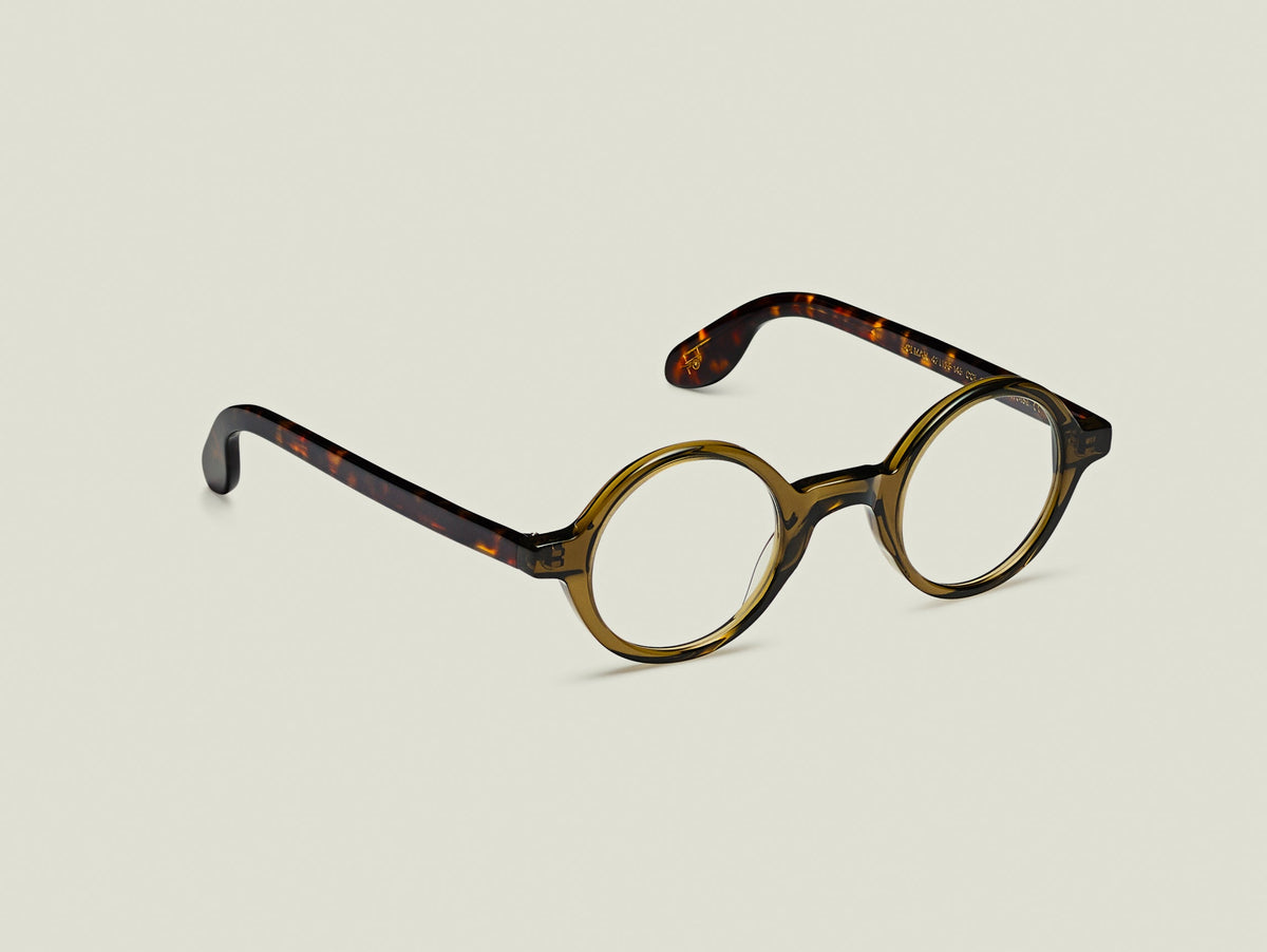 Moscot Zolman Olive Tortoise - vue trois quarts (visuel officiel)