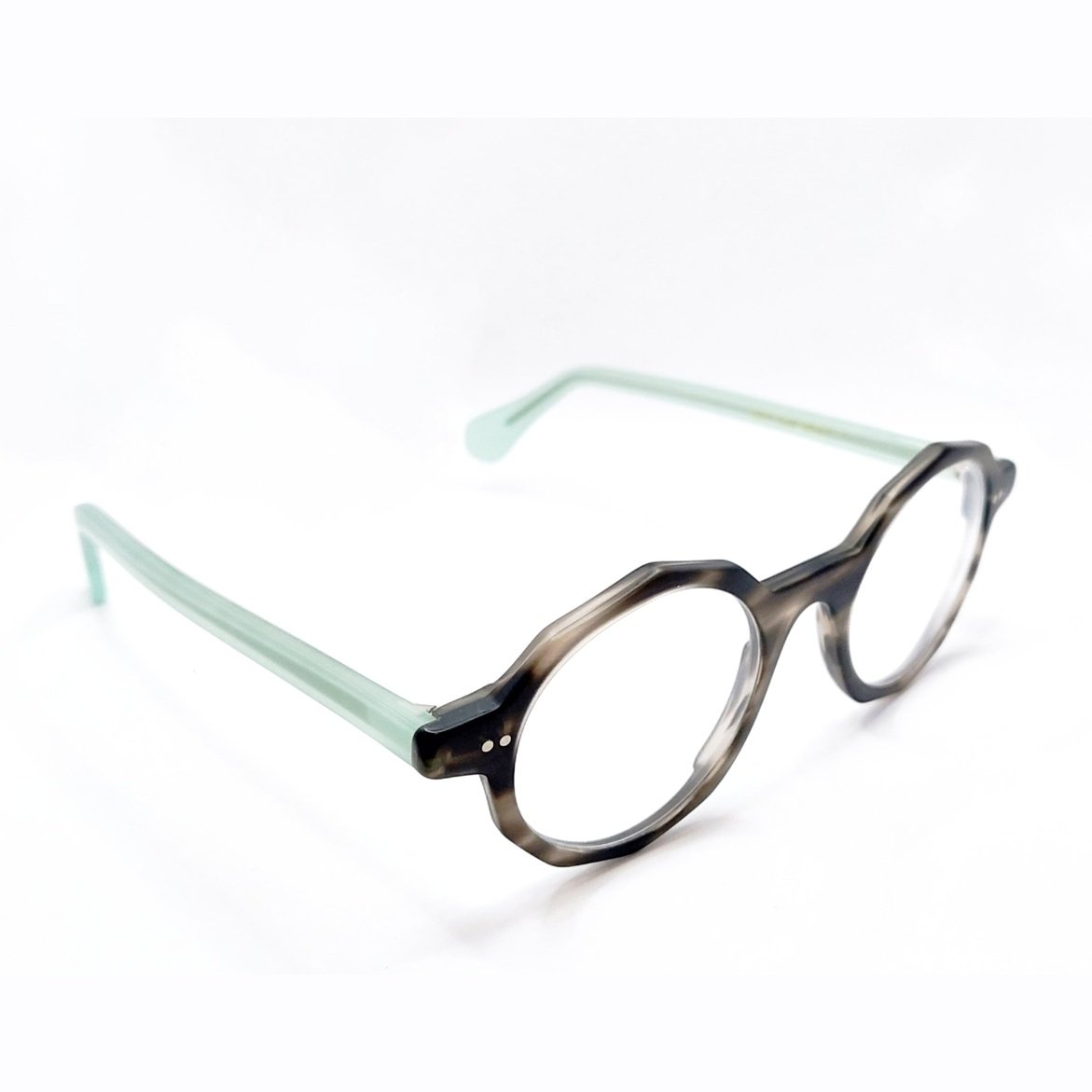 LA BRIQUE ET LA VIOLETTE Nut - Les Belles Lunettes